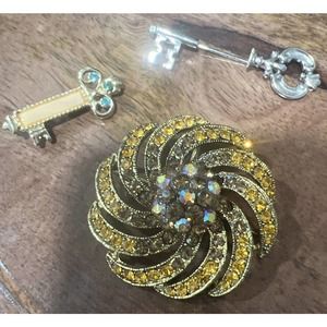 Lot of 3 Vintage Brooches Pins - One Silver tone Key Signed Avon Ombré Sunburst